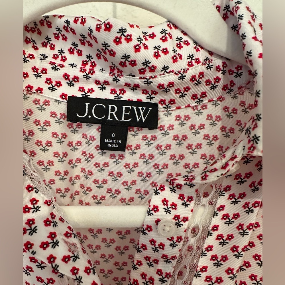 Red and black floral print viscose jcrew dress with lining
Size 0 - Picture 5 of 5